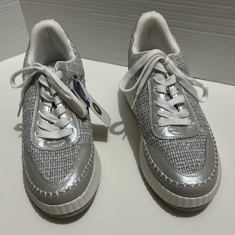 Universal Thread Silver and White Athletic Shoes